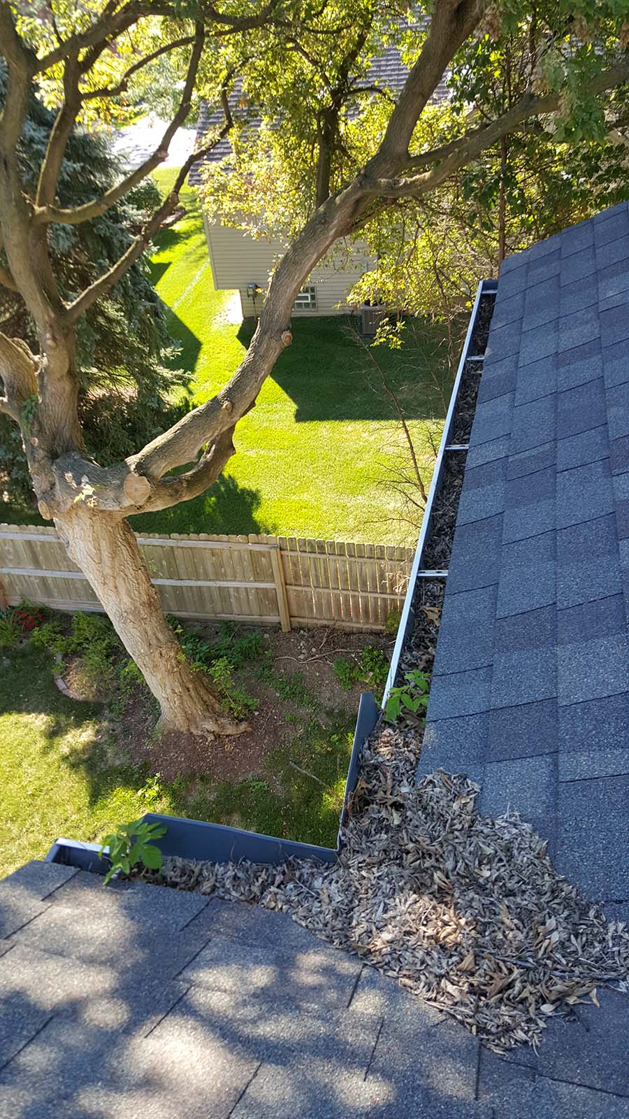 Gutter Cleaners in Bloomfield Hills, Birmingham, Northville, and