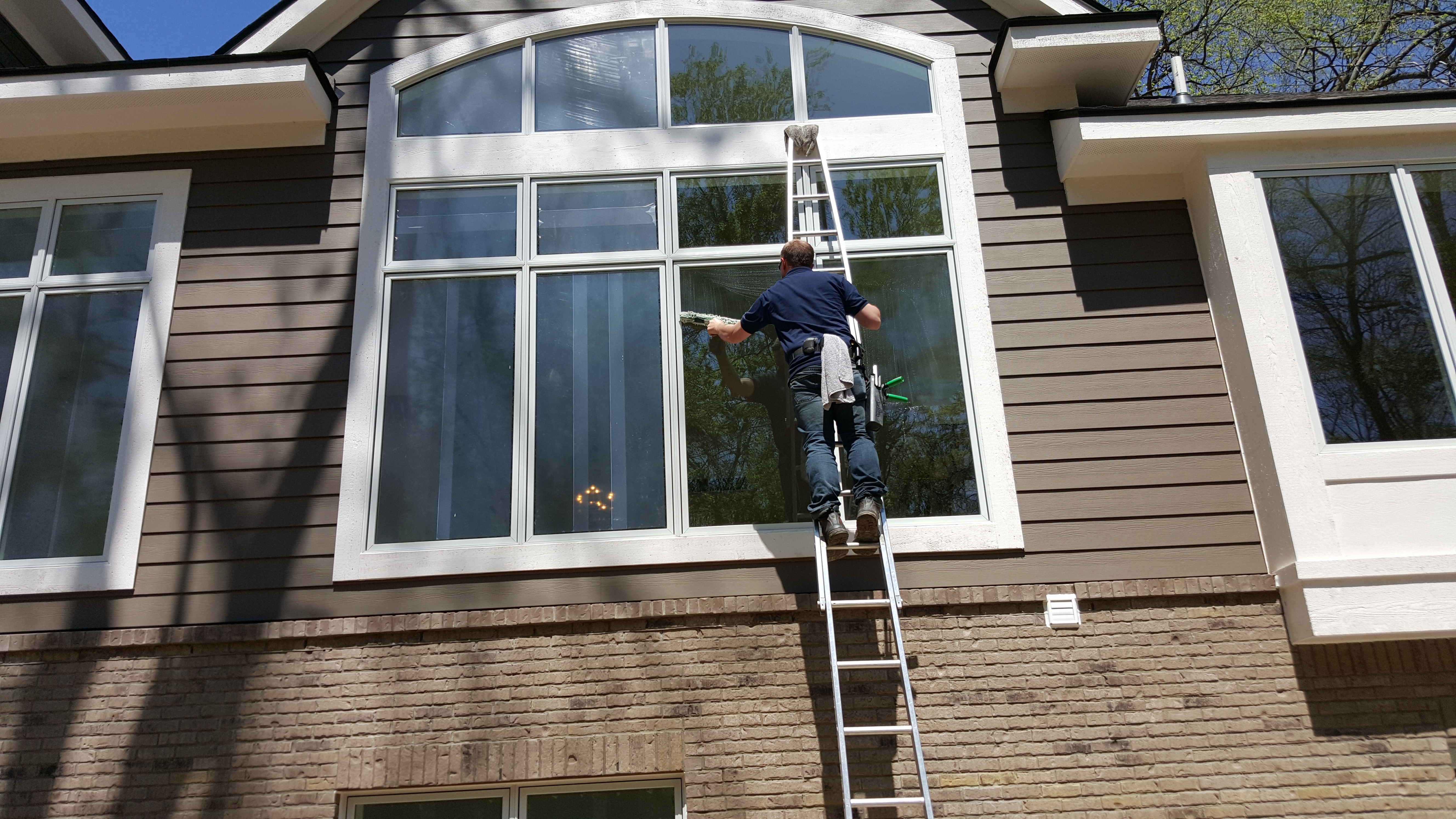Window Cleaning in Schertz TX